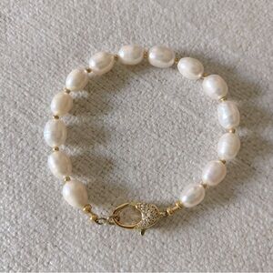Freshwater Pearl Bracelet with Pave Crystal Lobster Clasp